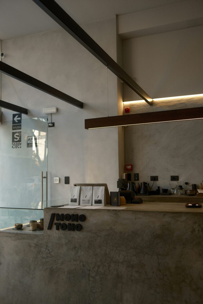 AeroPress vs V60: cuál elegir según tu perfil